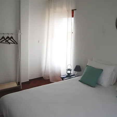 Guest house Casa Amarela Belem Lisbon