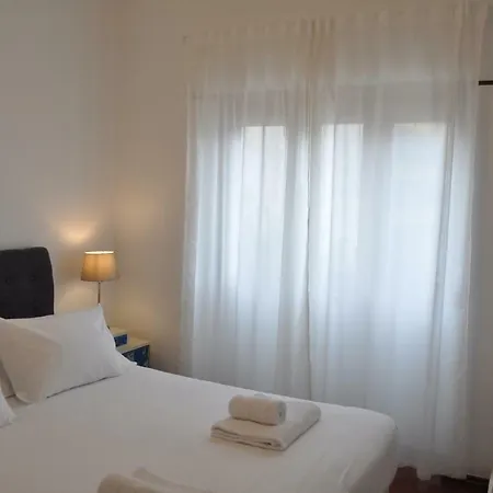 בית הארחה Casa Amarela Belem 2*