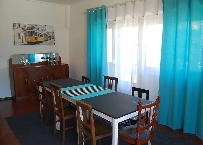 Pensión Casa Amarela Belém 2*