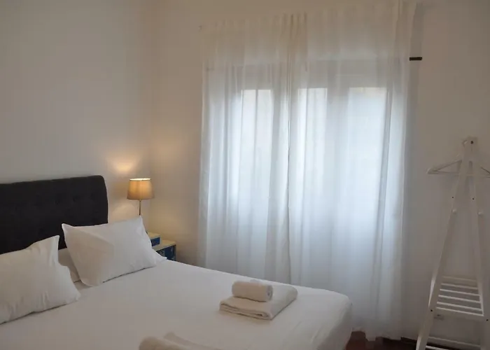 Pensión Casa Amarela Belém 2*