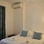 Casa Amarela Belém 2*